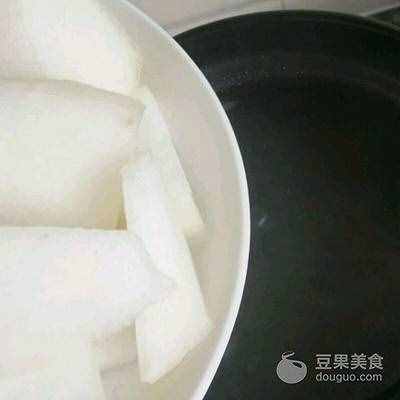 冬瓜排骨汤的做法