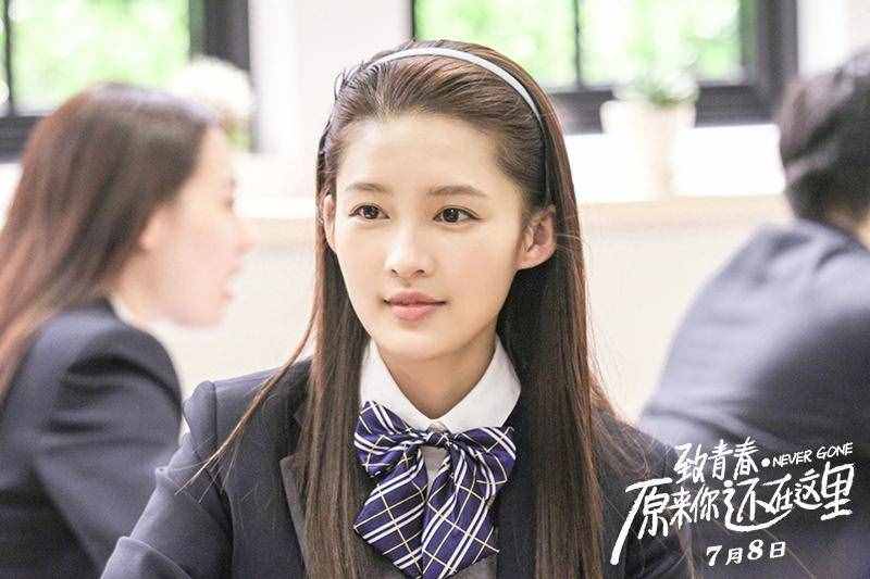 新《红楼梦》七大主演今何在?两位爆红,她成为过街老鼠!