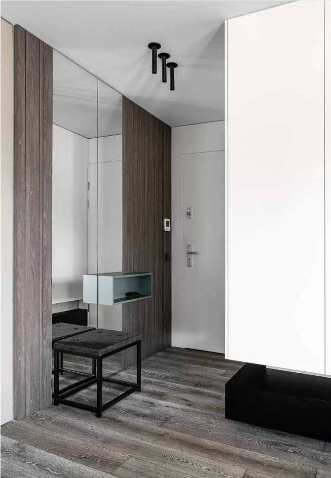 老外也爱中国风,波兰小伙用水墨画做背景墙,全屋档次瞬间提升