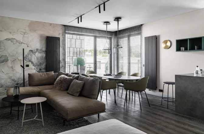 老外也爱中国风,波兰小伙用水墨画做背景墙,全屋档次瞬间提升