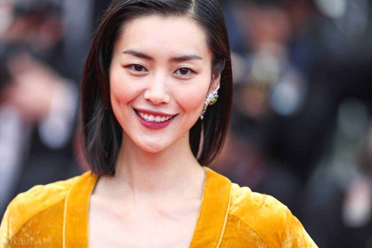 初中优秀作文《成功的味道》尝尽酸甜苦辣，人生自然升华