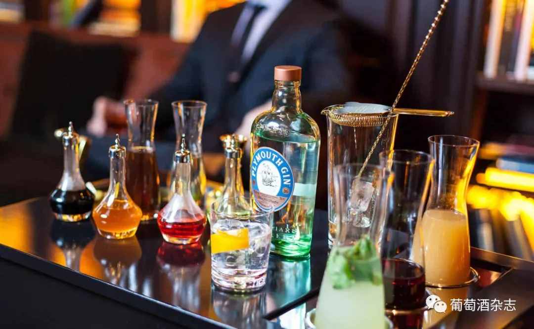 酒吧点酒or居家调酒小白如何选择6大基酒？