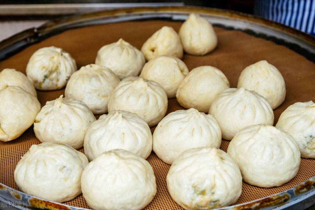 小区最牛包子铺，一年收入94万，老板白手起家，全靠“免费送”