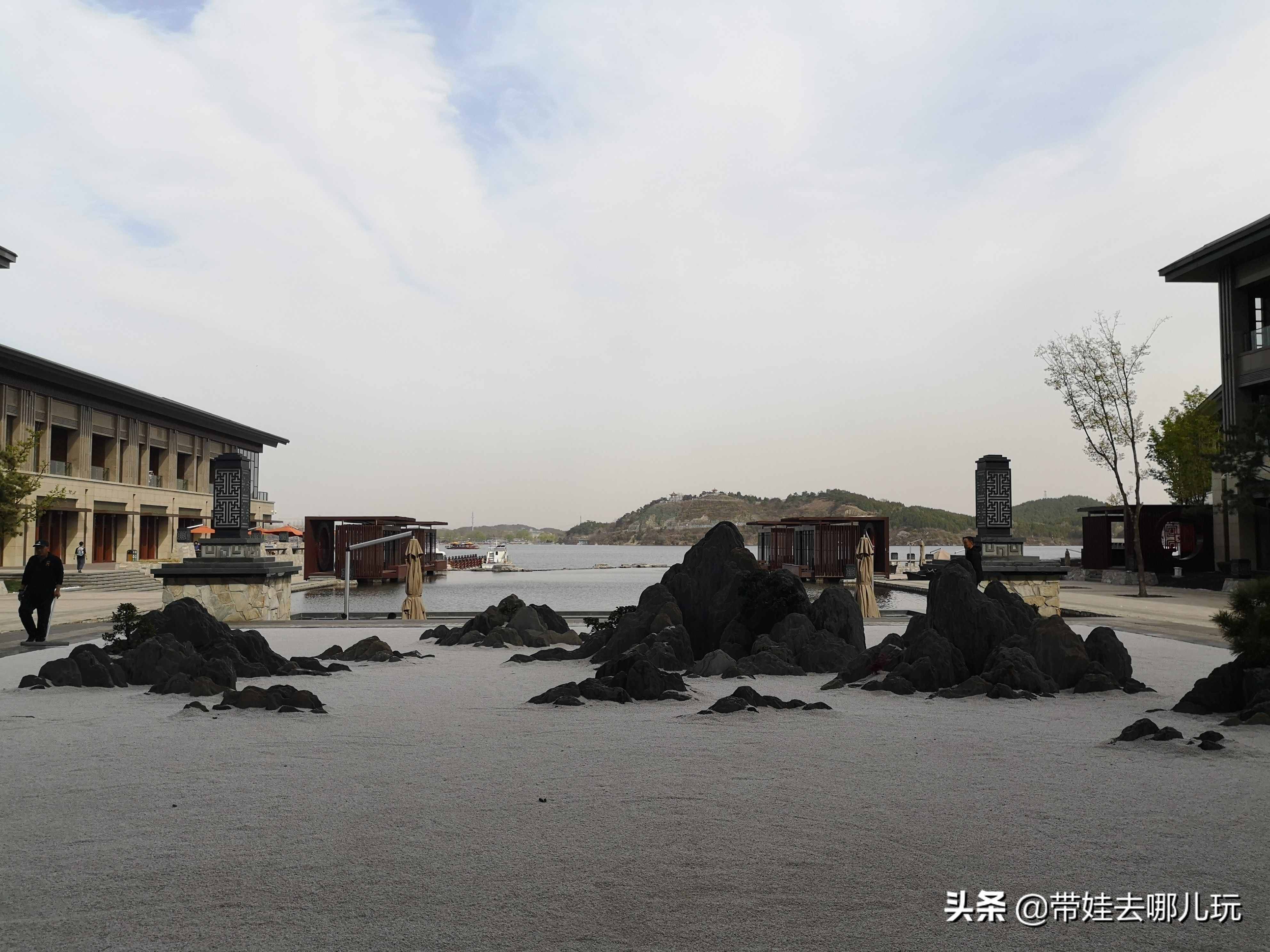 新发现一个高大上的酒店，人少景美，速来！