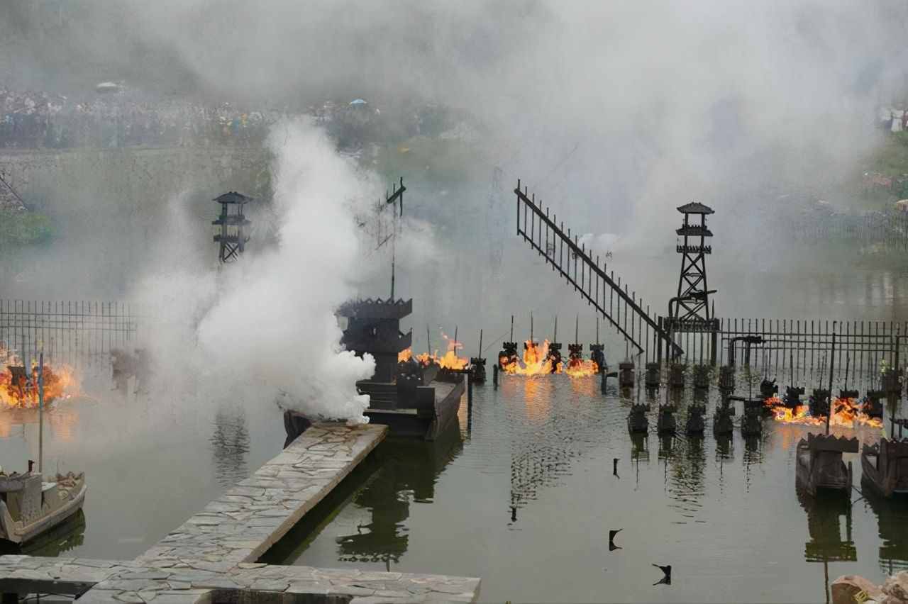 三国时期的荆州相当于现在的一个城市还是一个省