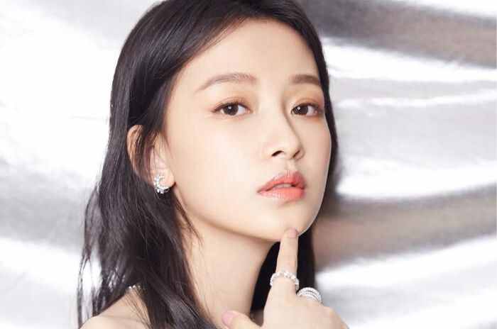 热度近来飙升的90后女明星,杨紫李沁迪丽热巴领衔