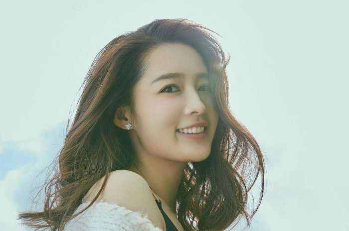 热度近来飙升的90后女明星,杨紫李沁迪丽热巴领衔