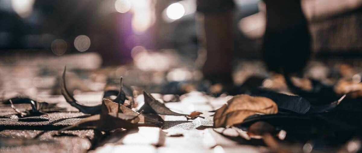 戴望舒的作品，你不会只读过《雨巷》吧？