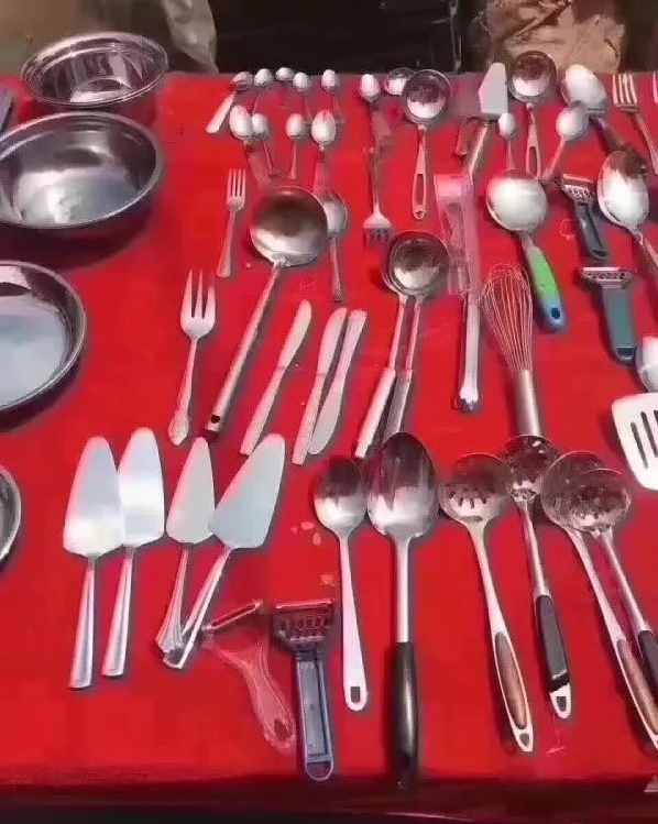冬季摆地摊这三个产品卖的火爆，春节前能赚2-3万