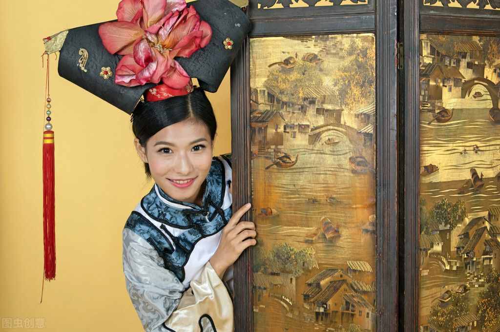 她是雍正最宠爱的妃子，恃宠而骄，就爱“赐一丈红”