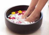 今日更新女人每天泡脚的好处（女人每晚泡脚好处不请自来）