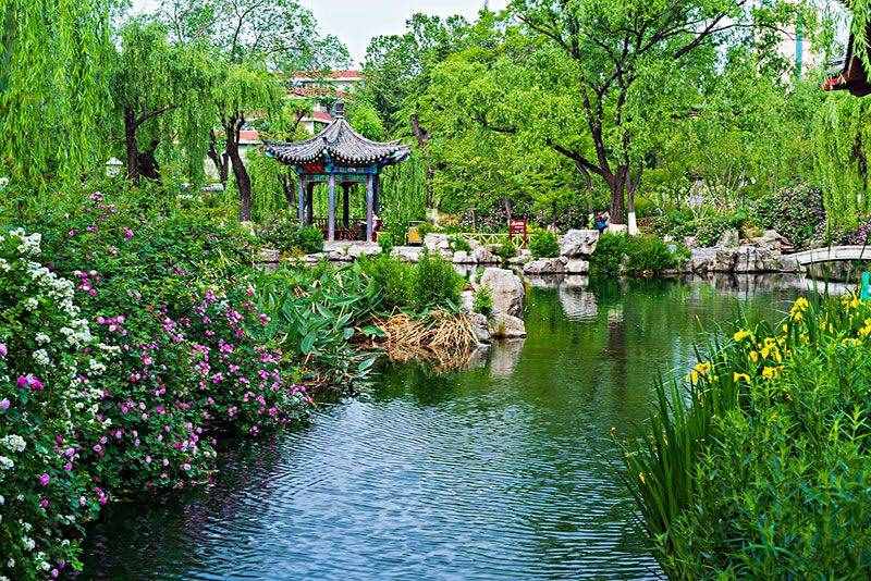 浓眉大眼的济南，却也有精致妩媚的风骨；且看文人墨客眼中的济南