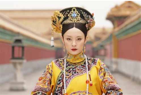 乾隆皇帝的身世之谜：甄嬛是他的亲生母亲？