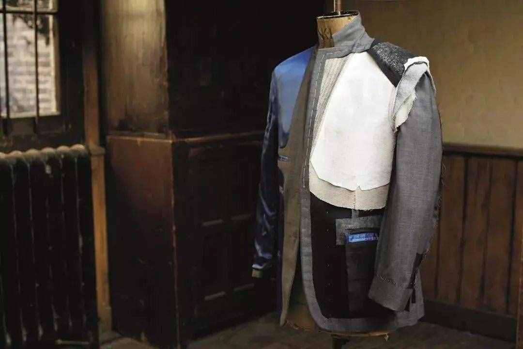西装结构丨西服的“骨架”到底多重要？