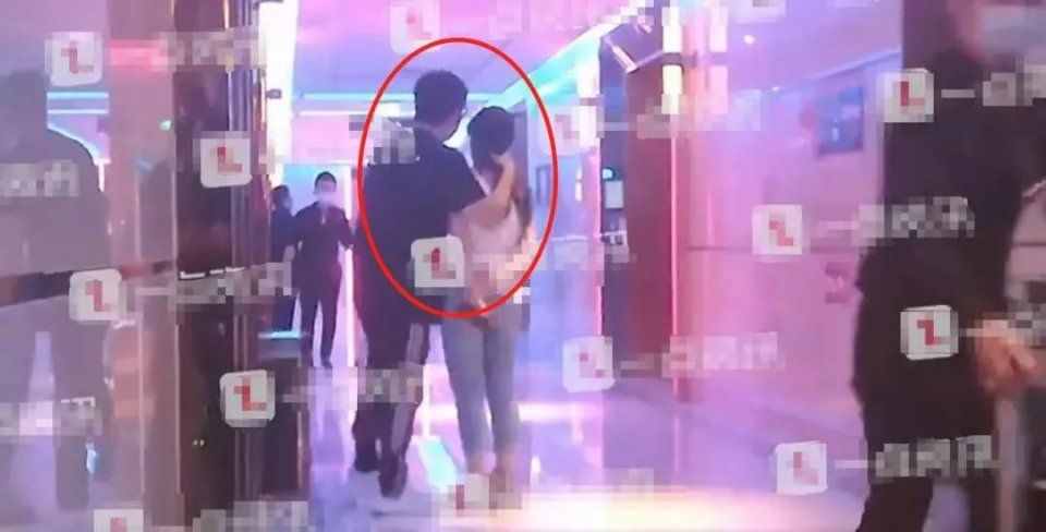李湘王岳伦的婚姻，女强男弱的关系里，谁才是委屈的那个？