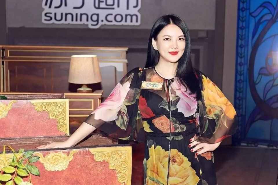李湘王岳伦的婚姻，女强男弱的关系里，谁才是委屈的那个？