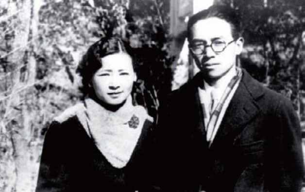 林徽因带6岁女儿骑驴照曝光,一瞥一笑尽显高贵,嫁给爱情的样子