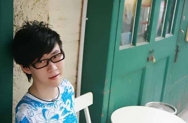 中国达人秀冠军断臂钢琴师刘伟的追梦传奇