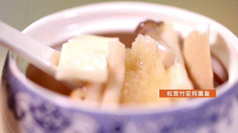 黄浦江边的五星级酒店精品套餐，人均¥100出头品尝9菜1汤