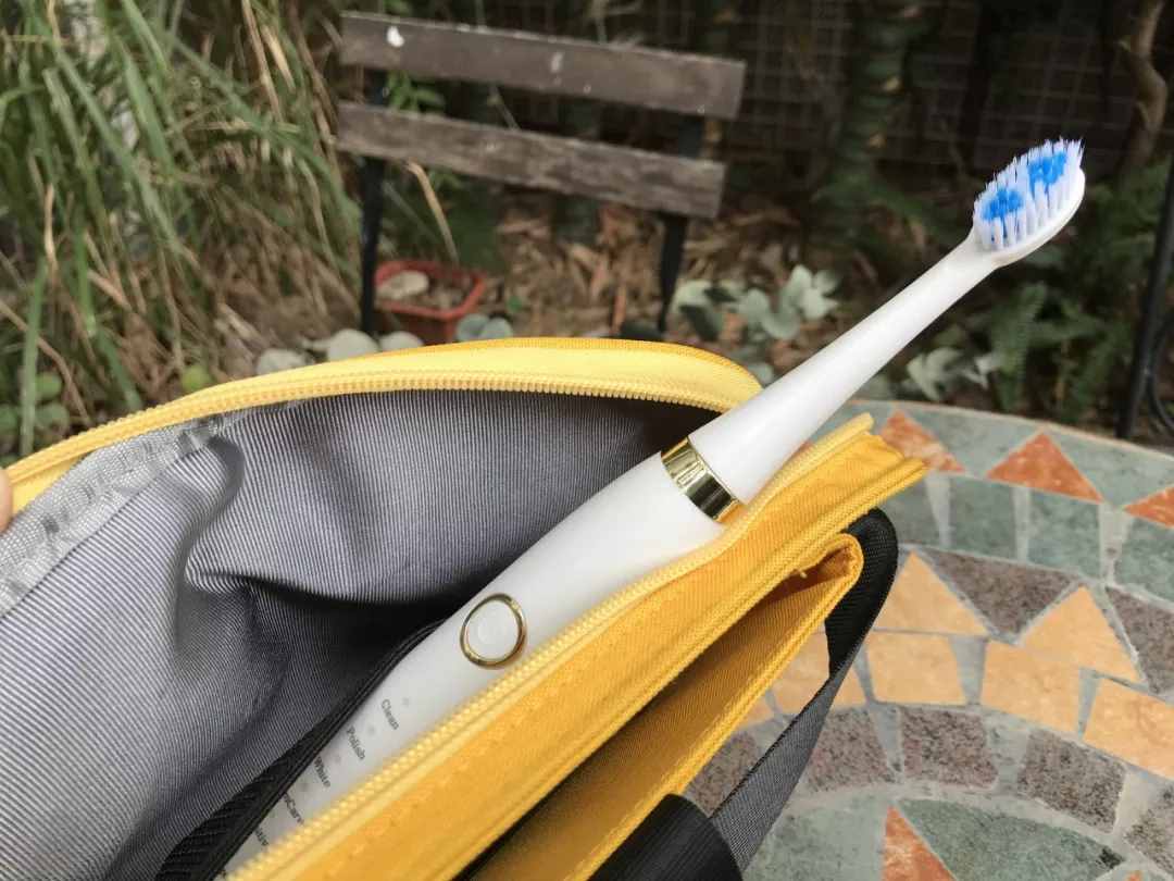 电动牙刷的价格屠夫,29元三个刷头,功能不输几百元的大牌牙刷