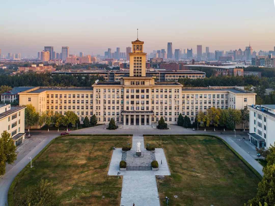 南开大学，凭什么与北大、清华并肩？