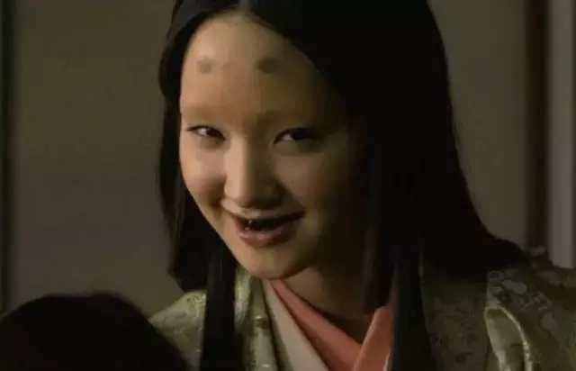 中国历史上最出名的四大丑女，奇丑无比却活成人生赢家，令人羡慕