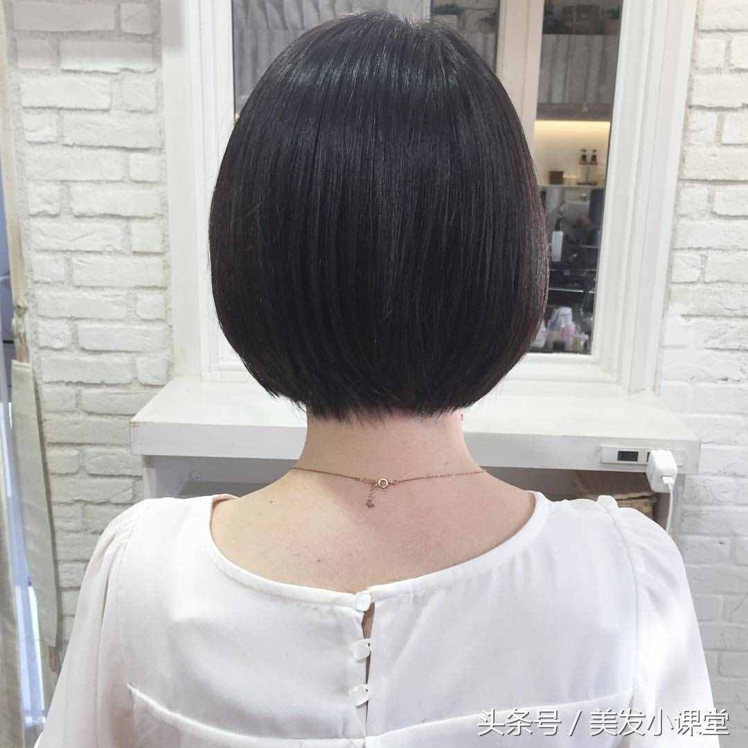 不用打理的发型来了，短直发会是你的最爱吗？