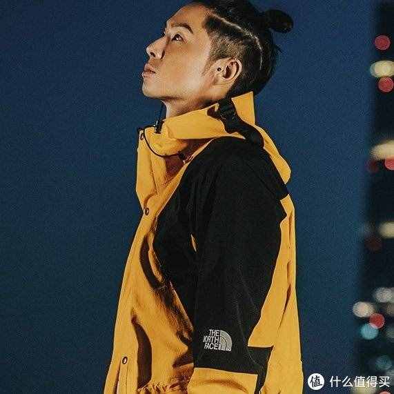 一篇读懂冲锋衣，一衣多穿远比你想象的功能更强大