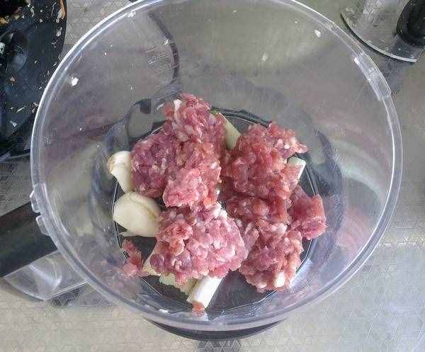 猪肉白菜饺子馅的步骤