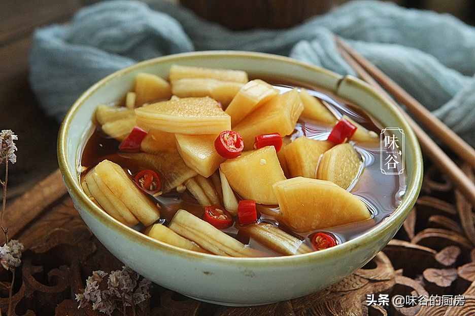 明日立冬，记得多吃三白、三红，少食三样，顺应节气平安入冬