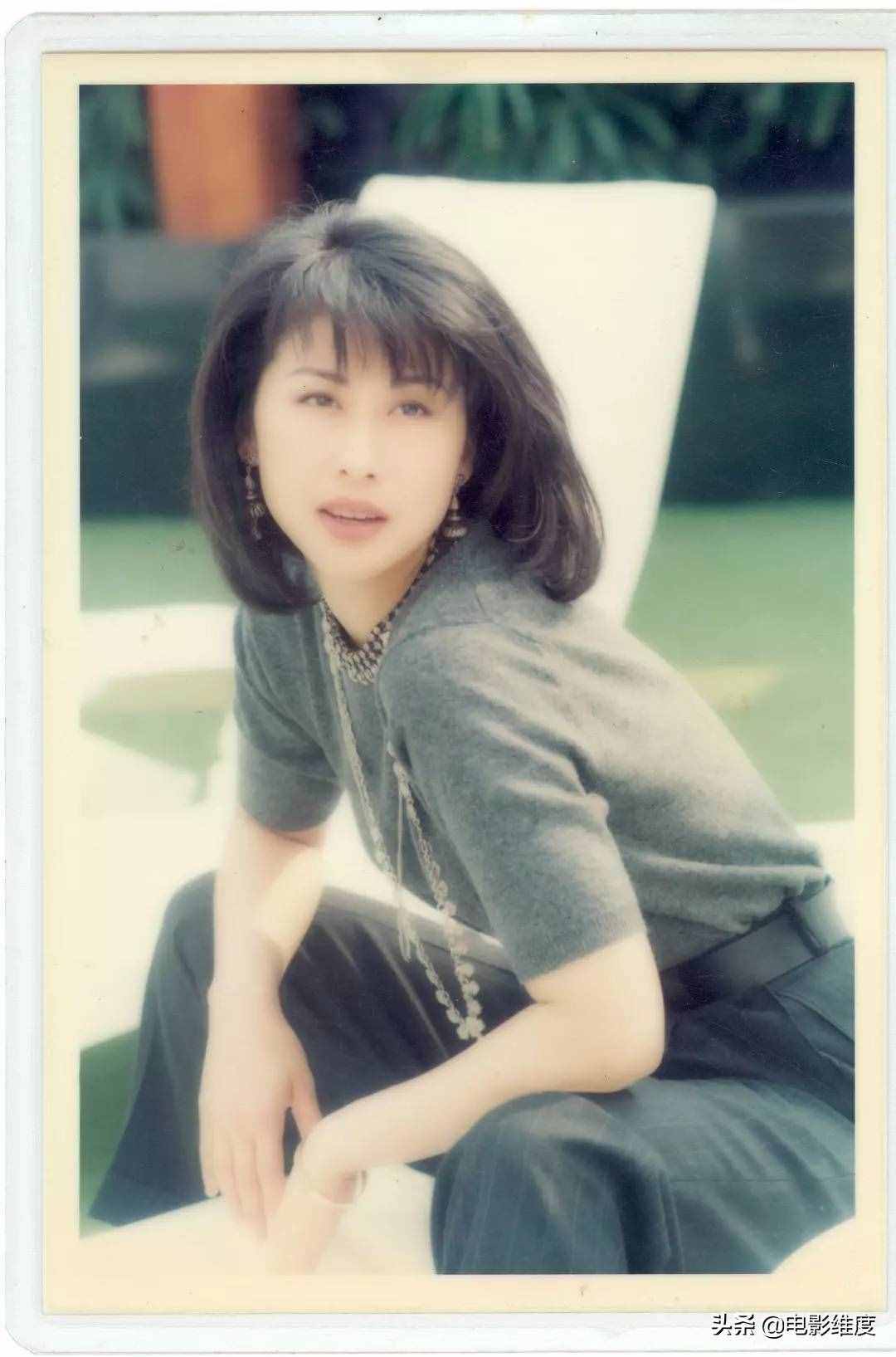 58岁叶倩文，曾经红极一时，嫁大14岁林子祥，如今家庭幸福