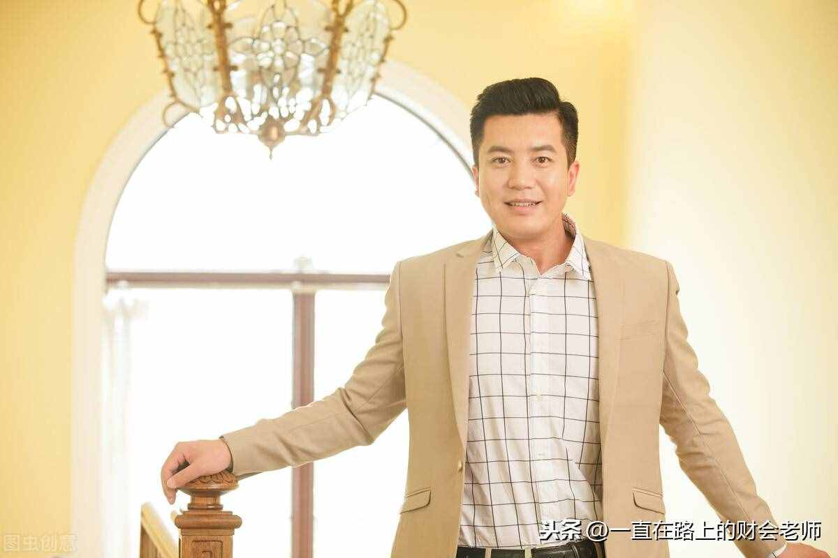 恋爱！大学生活无法回避的话题。聊一聊大学生谈恋爱的利与弊