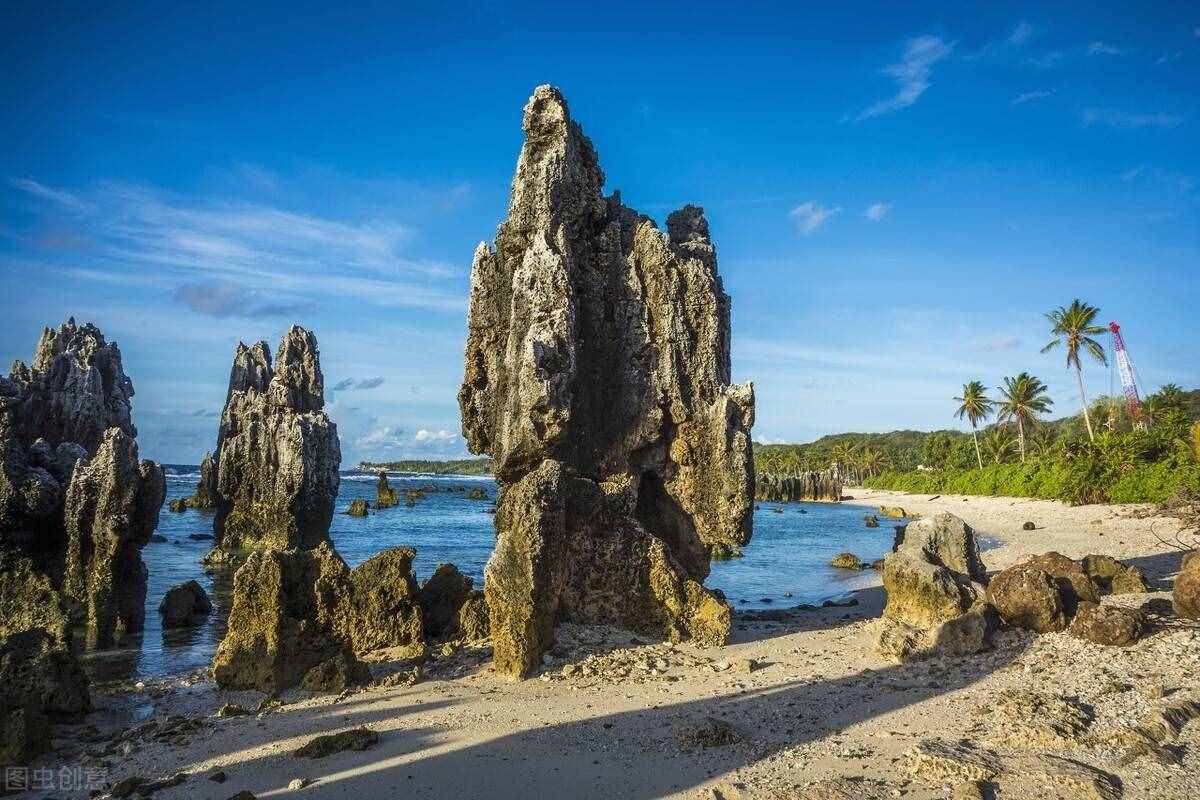 世界最小的3个国家，徒步就可以走出国门，最少仅800多人