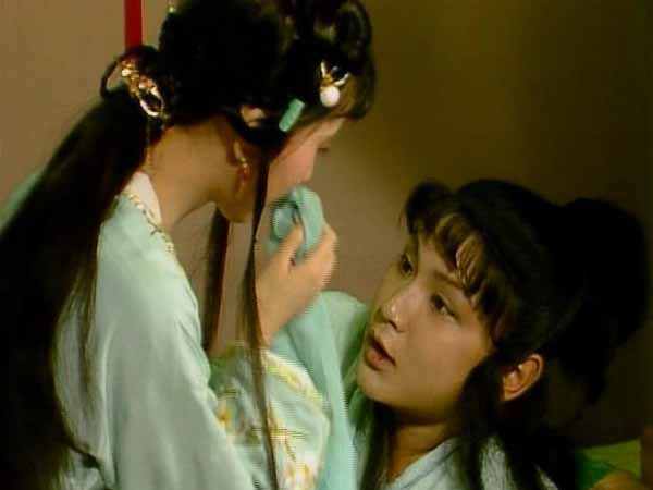 宝黛之恋失败，根本原因是什么？宝钗的介入，还是王夫人的刚愎？