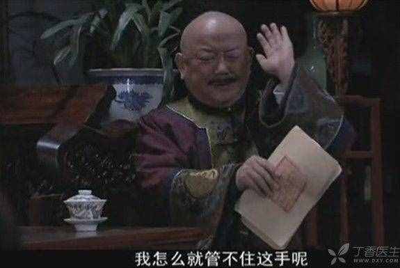 毛孔粗大怎么办？皮肤科医生给你出几招
