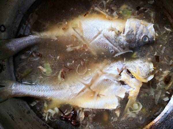 炖黄花鱼的步骤