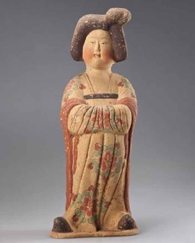 揭秘唐三彩，从种类到制作，东方艺术瑰宝的风光