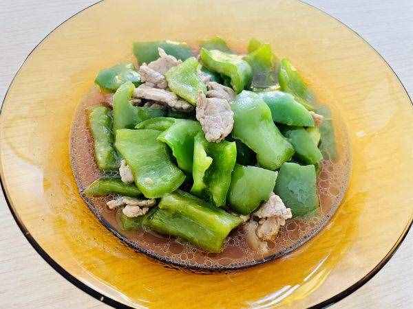 简单好吃的家常菜——青椒炒肉
