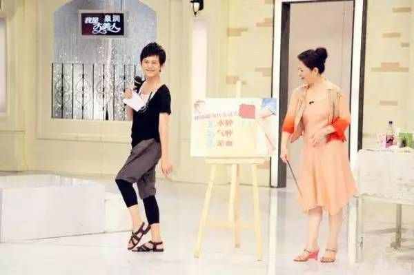 “大美人”何炅教你细腿，一个月减掉小腿肚！
