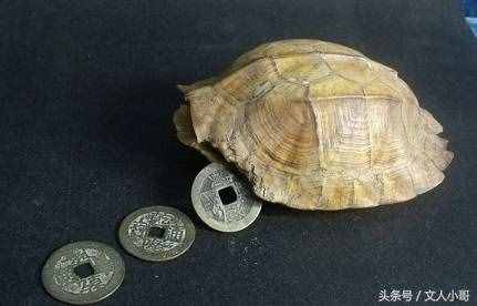 易经占卜为什么用三个铜钱，原来内蕴天机，怪不得如此灵验