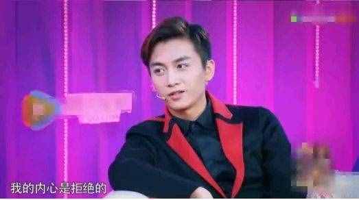 陈晓骂赵丽颖倒贴炒作？人设大翻车，陈妍希比赵丽颖好在哪？