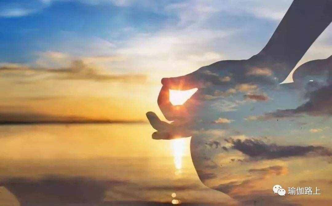 实用的 10 个静心冥想技巧，值得每个人收藏...