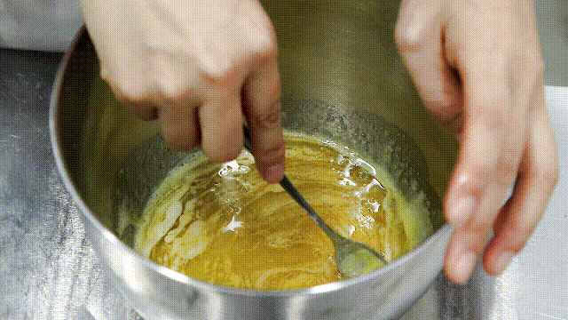 掌握1步超简单，烤箱自制曲奇饼干，孩子吃了乐开花