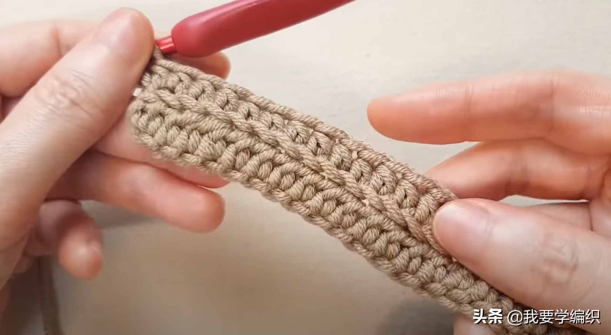 轻便简约的保暖小围脖，1天就能完成一条，罗纹条小围脖编织教程