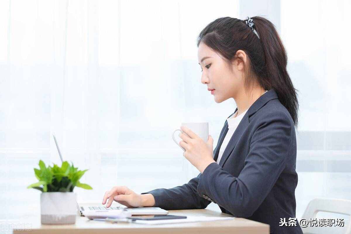 网友们问：文员到底是做什么的？需要什么学历呢？