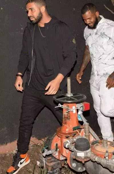 高帮鞋显腿短？涨姿势，原来要这么穿！