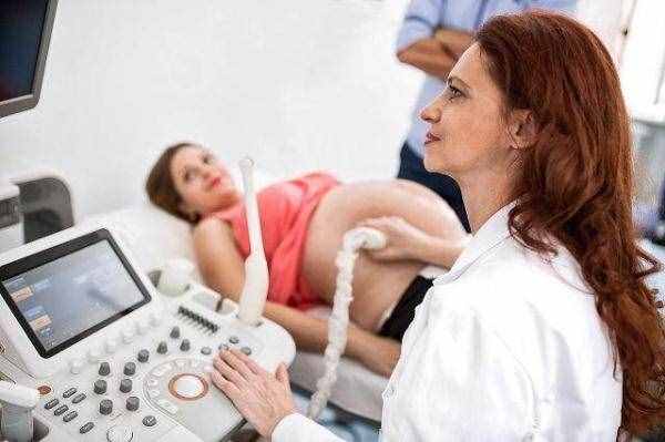 原来孕期经常哭泣，对胎儿会有四大影响，孕妇早知道早受益