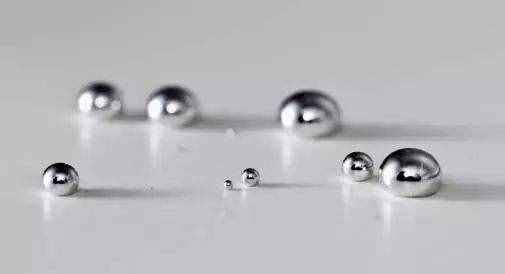 水银温度计摔碎了，做好这3步，不怕中毒清理得干净