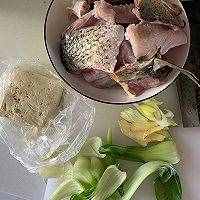 清炖鱼汤的做法图解1