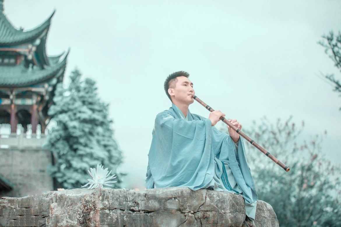 元代诗人写下一首词，最后一句寥寥六字，写出最唯美的江南